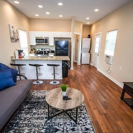 Douglas Way Remodeled House Near Downtown 1Ba/1Ba San Antonio Exterior foto